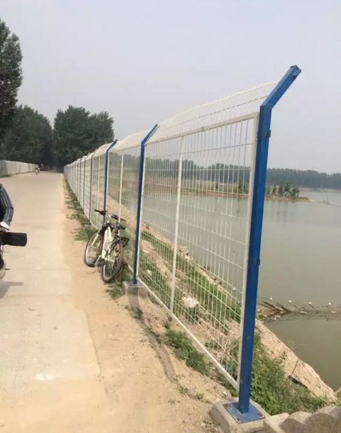 最常見的框架護欄網規格參數